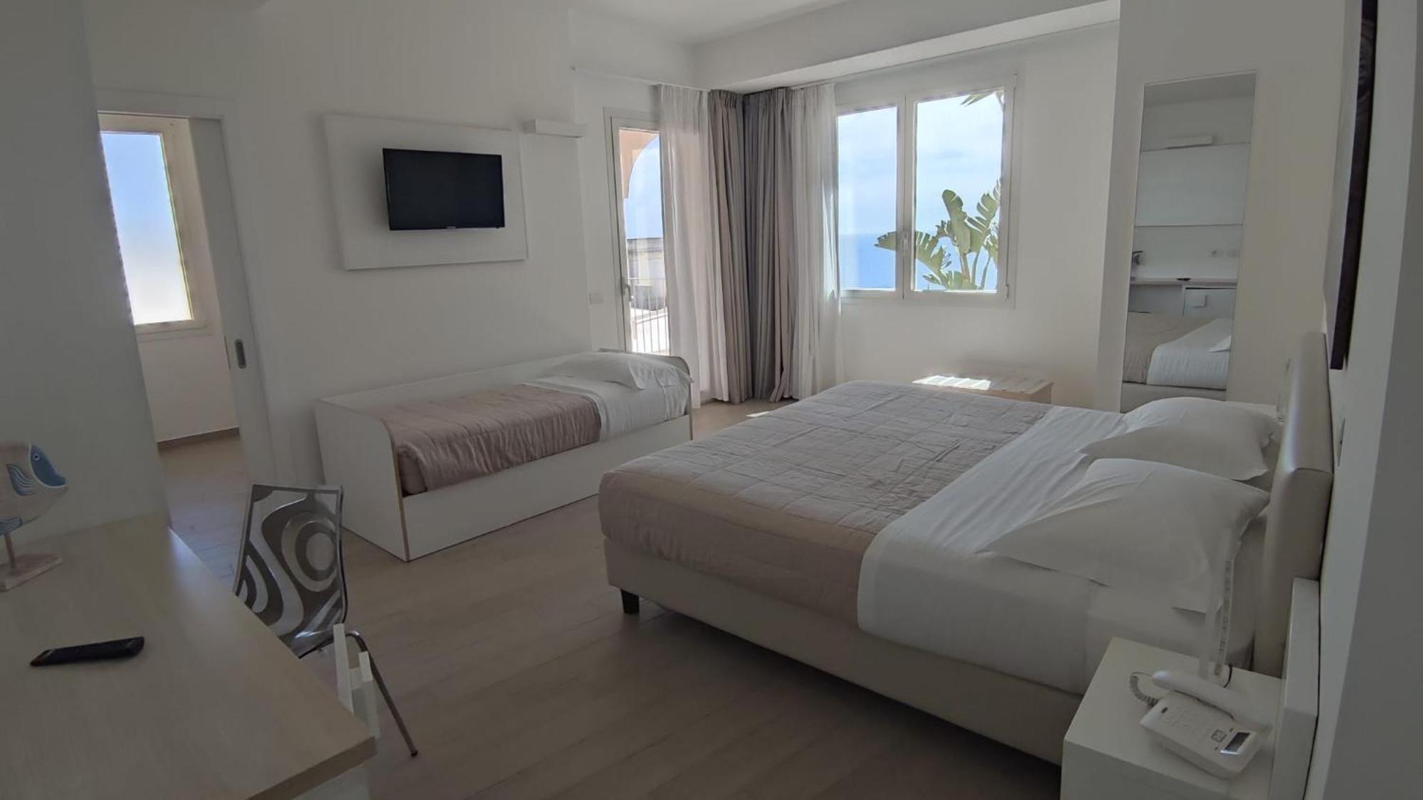 Hotel Est